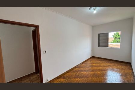 Casa à venda com 375m², 3 quartos e 8 vagasQuarto 1