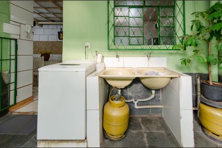 Casa à venda com 249m², 3 quartos e 3 vagasÁrea de serviço