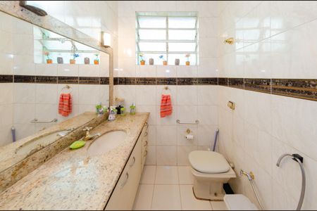 Casa à venda com 249m², 3 quartos e 3 vagasBanheiro