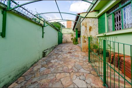 Casa à venda com 249m², 3 quartos e 3 vagasGaragem