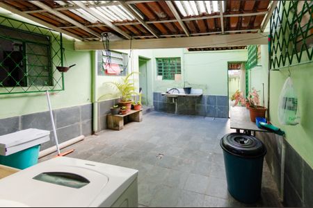 Casa à venda com 249m², 3 quartos e 3 vagasÁrea de serviço