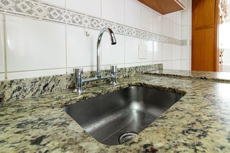 Cozinha de apartamento para alugar com 3 quartos, 78m² em Alto da Lapa, São Paulo