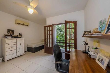 Casa de Condomínio à venda com 5 quartos, 551m² em Anil, Rio de Janeiro