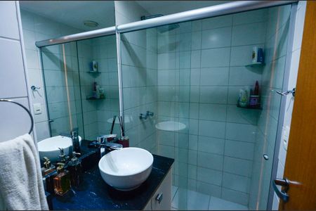 Apartamento à venda com 81m², 3 quartos e 1 vagaBanheiro Social