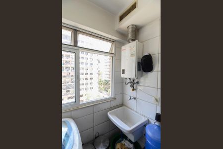 Apartamento à venda com 81m², 3 quartos e 1 vagaÁrea de Serviço