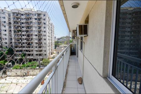 Apartamento à venda com 81m², 3 quartos e 1 vagaSala