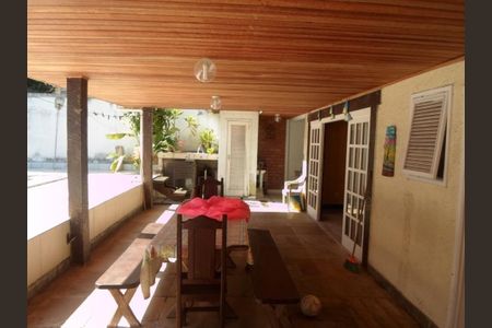 Casa de Condomínio à venda com 3 quartos, 329m² em Jacarepaguá, Rio de Janeiro