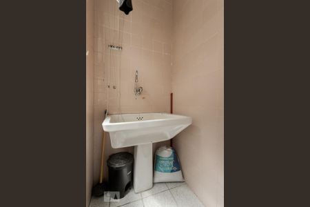 Apartamento para alugar com 210m², 3 quartos e 2 vagas Apartamento para alugar com 210m², 3 quartos e 2 vagasÁrea de Serviço