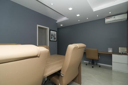 Apartamento para alugar com 210m², 3 quartos e 2 vagasSuíte