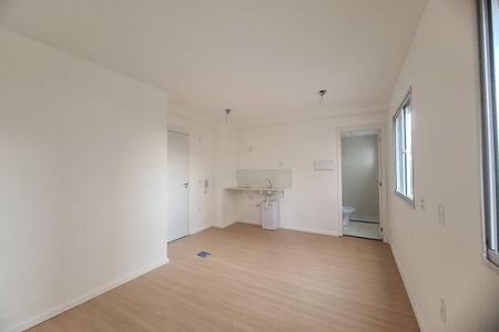 Sala/Cozinha de kitnet/studio para alugar com 1 quarto, 18m² em Vila Ema, São Paulo