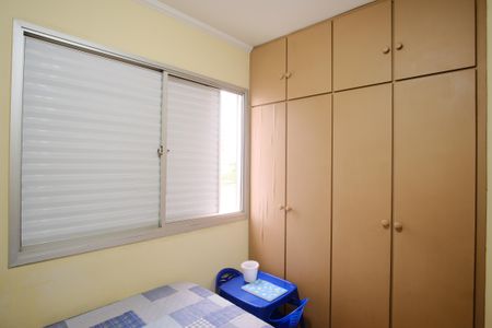 Apartamento à venda com 78m², 4 quartos e 2 vagasQuarto 3