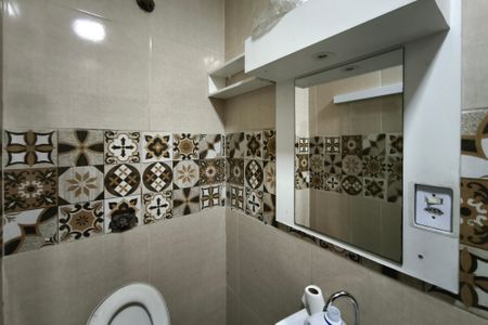 Casa à venda com 250m², 3 quartos e 3 vagasBanheiro Social