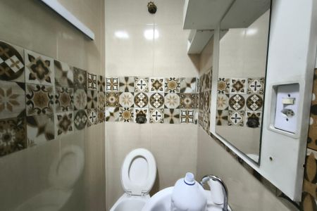 Casa à venda com 250m², 3 quartos e 3 vagasBanheiro Social