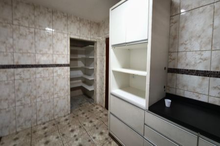 Casa à venda com 250m², 3 quartos e 3 vagasCozinha
