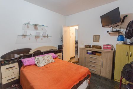 Casa à venda com 200m², 2 quartos e 2 vagas Casa à venda com 200m², 2 quartos e 2 vagasQuarto 1