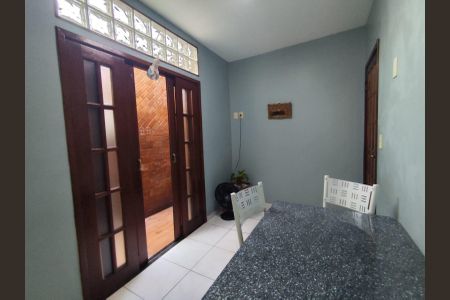 Casa à venda com 2 quartos, 204m² em Penha Circular, Rio de Janeiro