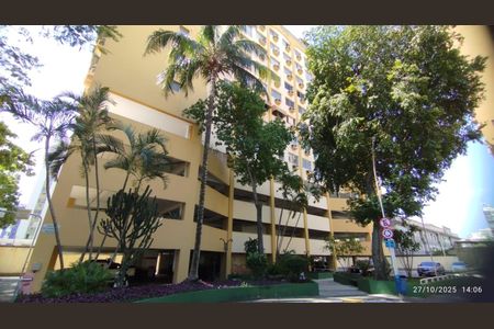 Apartamento à venda com 76m², 1 quarto e 1 vaga