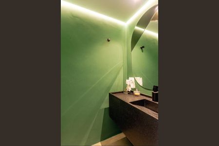 Apartamento à venda com 3 quartos, 179m² em Moema, São Paulo