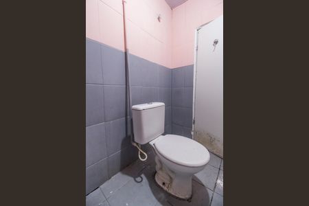 Banheiro de casa para alugar com 1 quarto, 55m² em Jardim Julio, Barueri