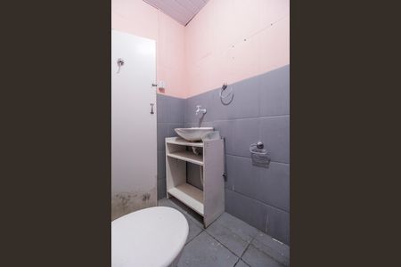 Banheiro de casa para alugar com 1 quarto, 55m² em Jardim Julio, Barueri