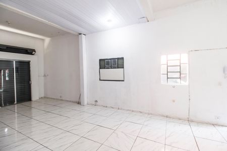 Casa para alugar com 55m², 1 quarto e sem vagaSala/Quarto