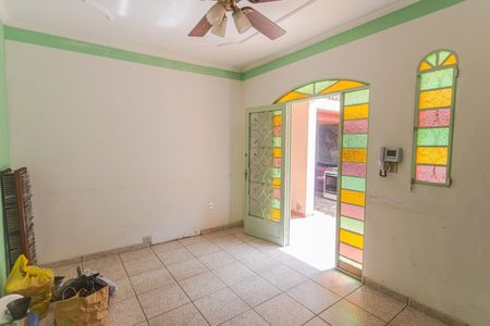 Sala de casa para alugar com 5 quartos, 300m² em Aparecida, Belo Horizonte