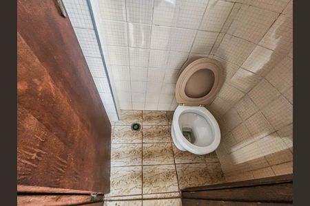 Apartamento para alugar com 90m², 2 quartos e sem vaga Apartamento para alugar com 90m², 2 quartos e sem vagaBanheiro de serviço