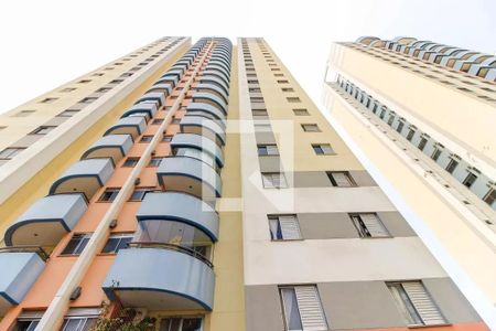 Apartamento para alugar com 67m², 2 quartos e 1 vaga Apartamento para alugar com 67m², 2 quartos e 1 vagaFachada