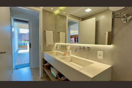 Apartamento à venda com 350m², 2 quartos e 4 vagas