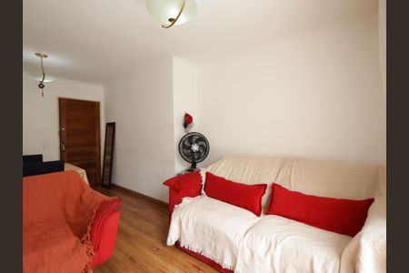 Apartamento para alugar com 73m², 2 quartos e 1 vagaSala