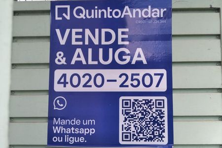 Casa para alugar com 155m², 2 quartos e 2 vagasFachada