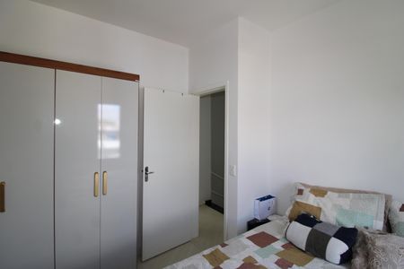 Quarto 1 de casa para alugar com 2 quartos, 155m² em Parque Peruche, São Paulo