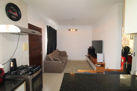 Casa para alugar com 155m², 2 quartos e 2 vagasSala / Cozinha