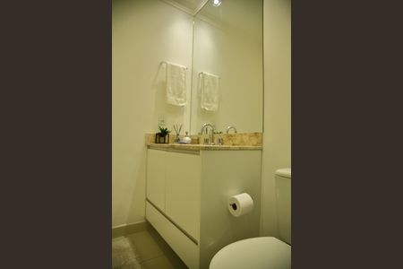 Apartamento à venda com 93m², 2 quartos e 2 vagasBanheiro Social 