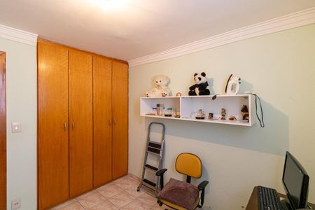 Apartamento à venda com 77m², 2 quartos e sem vagaQuarto 2