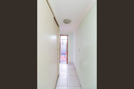 Apartamento à venda com 77m², 2 quartos e sem vagaCorredor