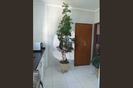 Apartamento à venda com 76m², 2 quartos e 1 vaga