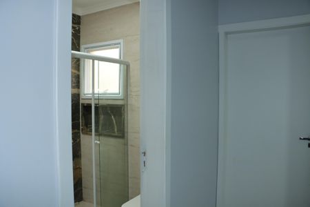 Casa de condomínio para alugar com 139m², 3 quartos e 2 vagasBanheiro da Suíte