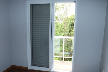 Casa de condomínio para alugar com 139m², 3 quartos e 2 vagasSuíte