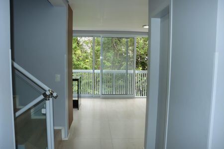 Casa de condomínio para alugar com 139m², 3 quartos e 2 vagasSala