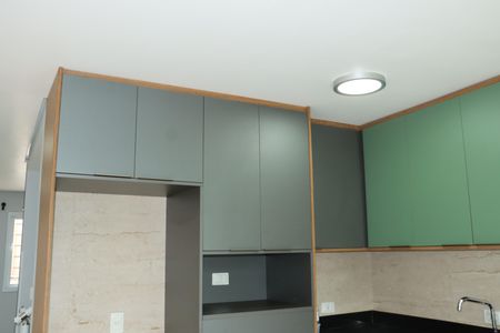 Casa de condomínio para alugar com 139m², 3 quartos e 2 vagasCozinha