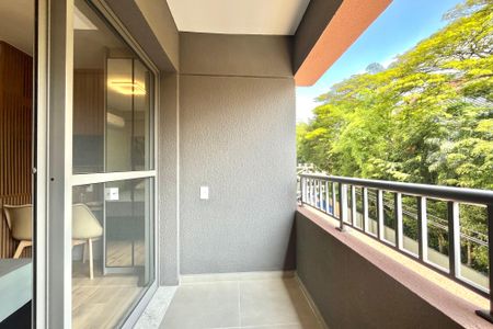 Varanda de kitnet/studio para alugar com 1 quarto, 25m² em Vila Mascote, São Paulo