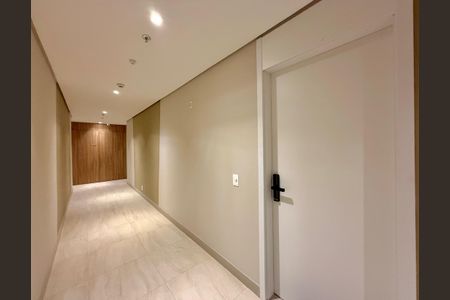 Apartamento para alugar com 33m², 1 quarto e sem vaga Apartamento para alugar com 33m², 1 quarto e sem vagaHall Apartamento