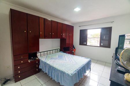 Casa para alugar com 105m², 2 quartos e 2 vagas Casa para alugar com 105m², 2 quartos e 2 vagasQuarto