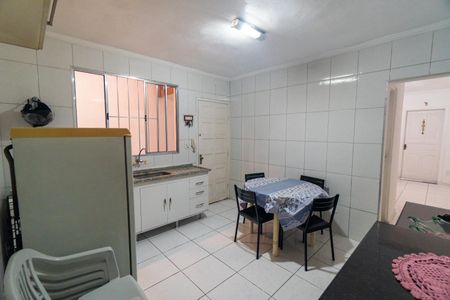 Casa para alugar com 105m², 2 quartos e 2 vagas Casa para alugar com 105m², 2 quartos e 2 vagasCozinha