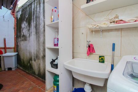 Casa à venda com 95m², 2 quartos e sem vaga