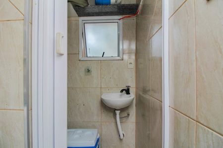 Casa à venda com 95m², 2 quartos e sem vaga