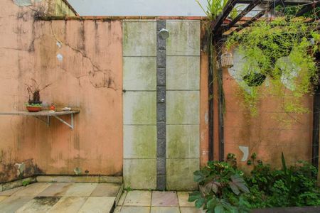 Casa à venda com 95m², 2 quartos e sem vaga