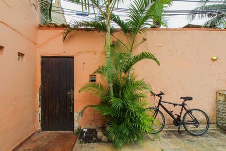 Casa à venda com 95m², 2 quartos e sem vaga