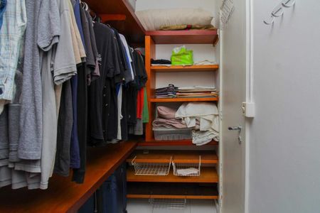 Casa à venda com 95m², 2 quartos e sem vaga